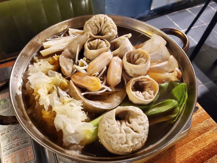  경복궁맛집 잘빠진메밀 서촌점 순메밀막국수, 만두전골 맛집