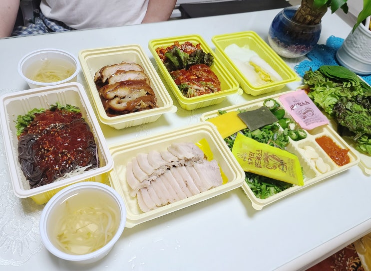 구의역 원할머니보쌈 보족원쌈2인포장하여 먹다 구의역 원할머니보쌈 보족원쌈2인포장하여 먹다