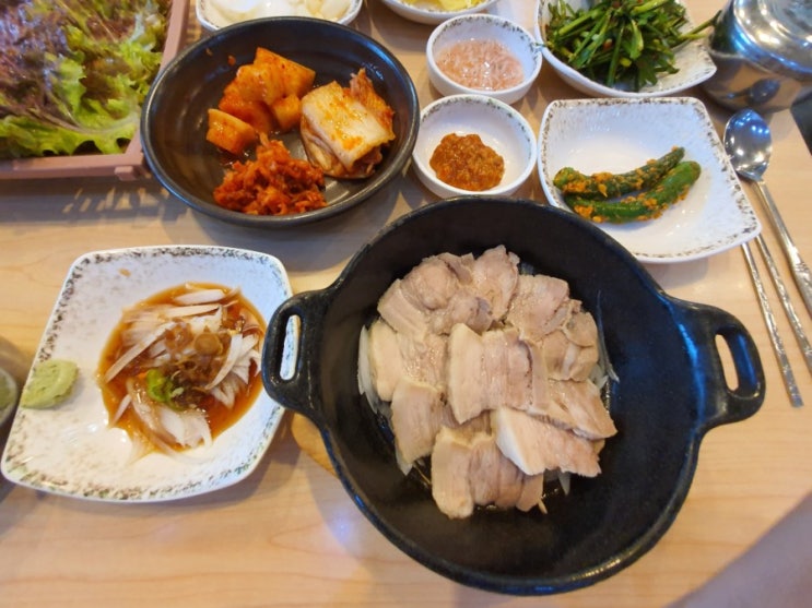 정관 돼지국밥 수육이 맛있는 경주박가국밥