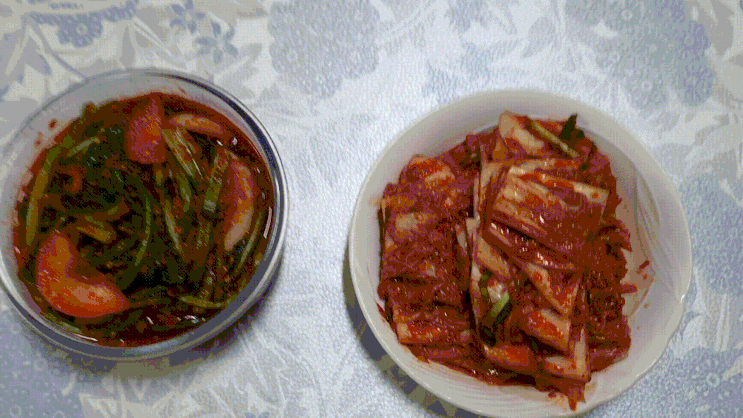 맛있는 배추김치 열무김치 제대로네, 김치통 맛있는 배추김치 열무김치 제대로네, 김치통