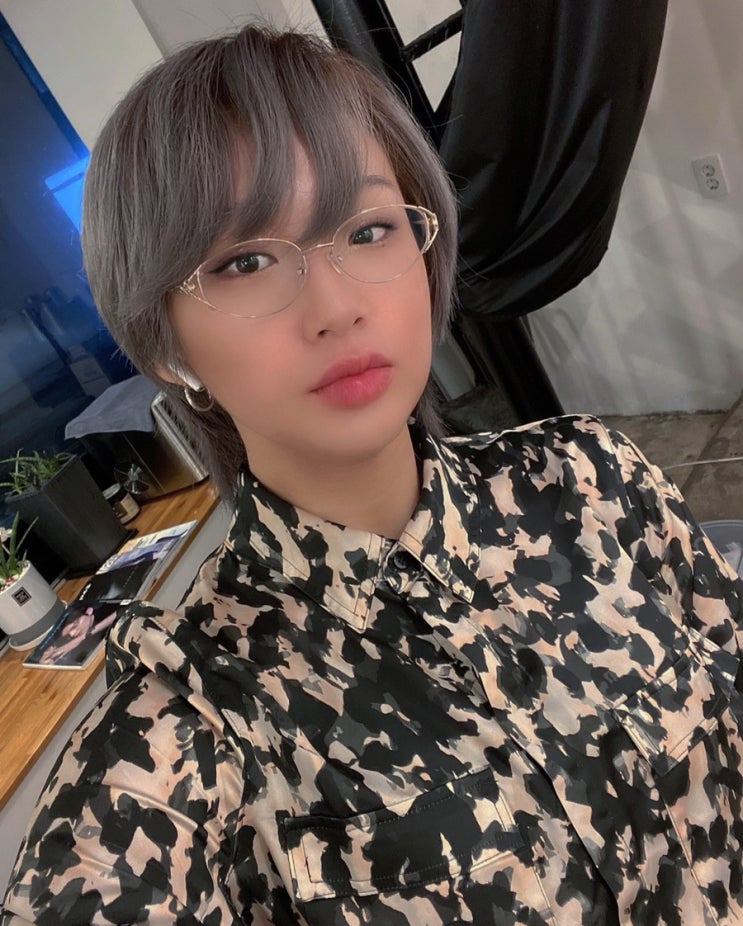  한양대미용실 염색잘하는미용실 디오라 DEORA 에서 이노센트아이스블루 염색