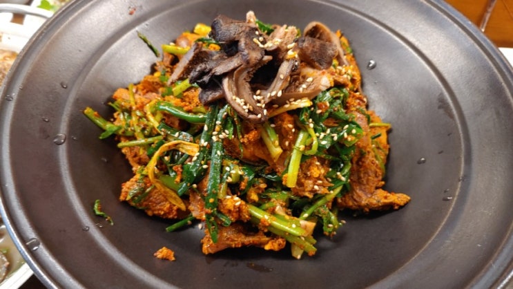 비발디파크cc 맛집 남춘천ic 근처 권할머니 한우해장국, 흑염소전골 강추!