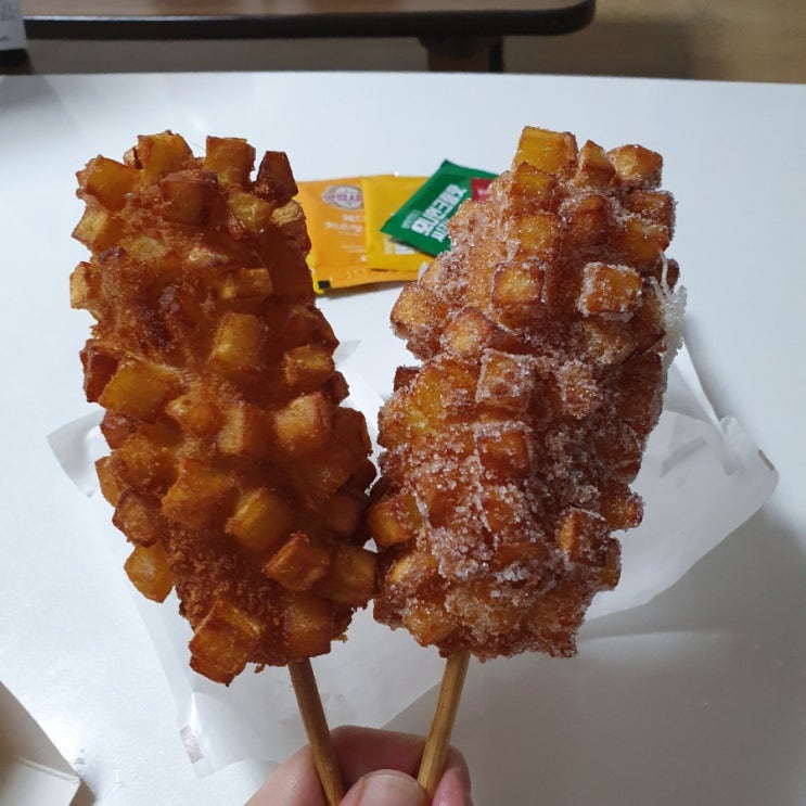  명량핫도그 칼로리 폭탄 몬스따따블 맛보기!