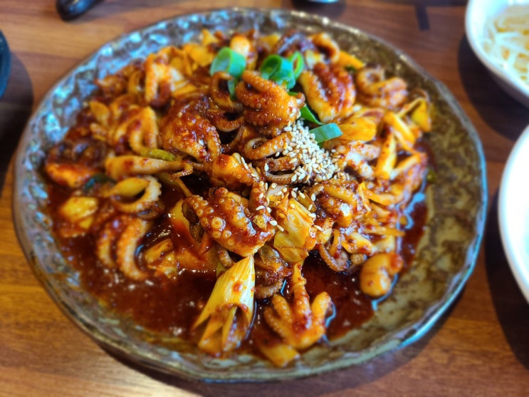 수지맛집 매콤한 북한강쭈꾸미볶음 신포리쭈꾸미 새우튀김 꿀맛