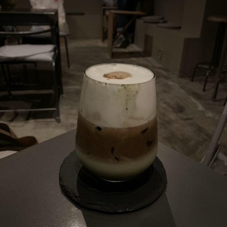  마산 합성동 카페, 에버 [ever]