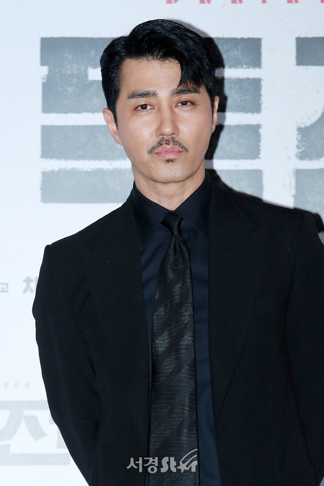  차승원 나이 와이프 아내 부인 직업 이수진 결혼 첫만남 전남편 재혼 이혼 사유 이유 자녀 딸 아들 가족관계 키 학력 고향 혈액형 종교 가족관계 데뷔 소속사 인스타