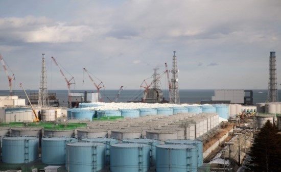 일본 오염수 방류 채비  - 한국엔 후쿠시마 수산물을 사라고?? 어이없는 현상