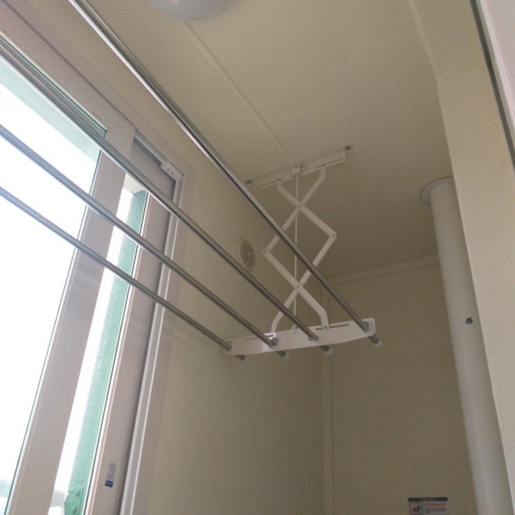  의정부빨래건조대설치 고산지구베란다빨래건조대설치  고산지구빨래건조대설치  의정부시빨래건조대설치 베란다빨래건조대설치  아파트빨래건조대설치