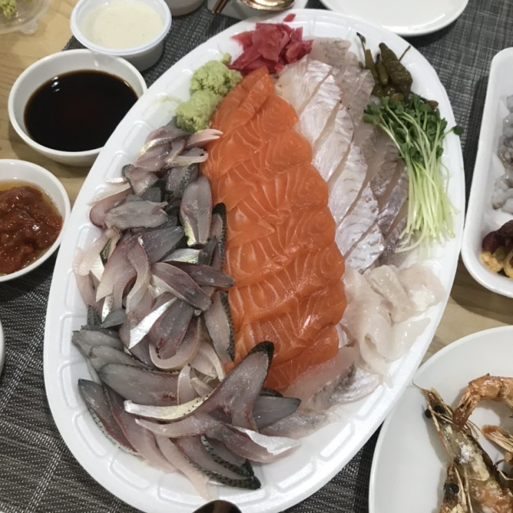  [인천 해안도로 드라이브: 언택트 주말 가을나들이] 시흥 은행동 은계지구 모듬회 전어회 추천 포장배달맛집 찰진 회
