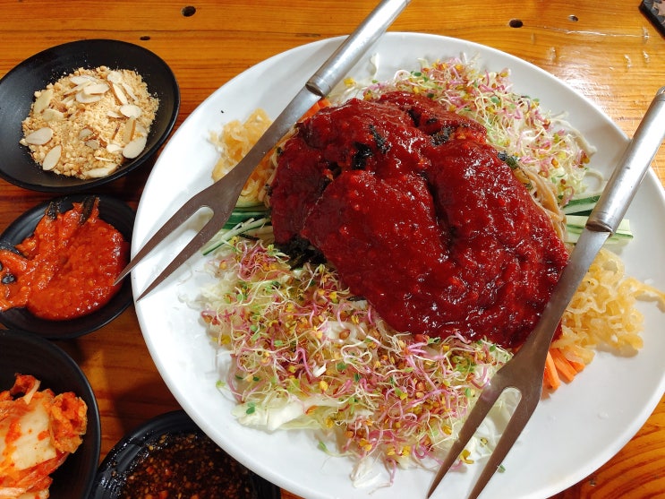  맛집 천국 청주! 묵집은 여기가 대한민국 넘버원