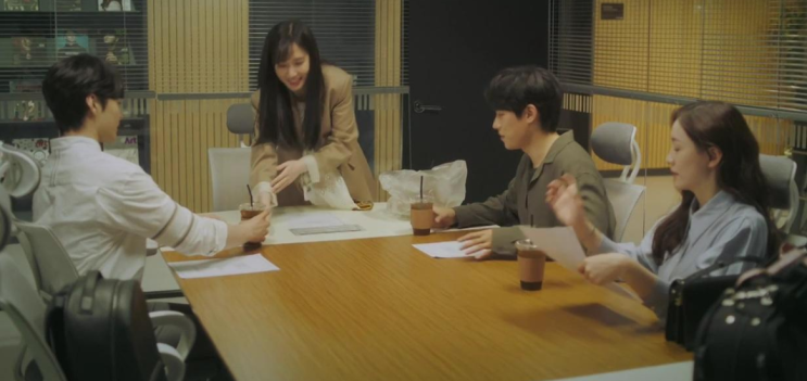  브람스를 좋아하세요? 스며드는 사랑