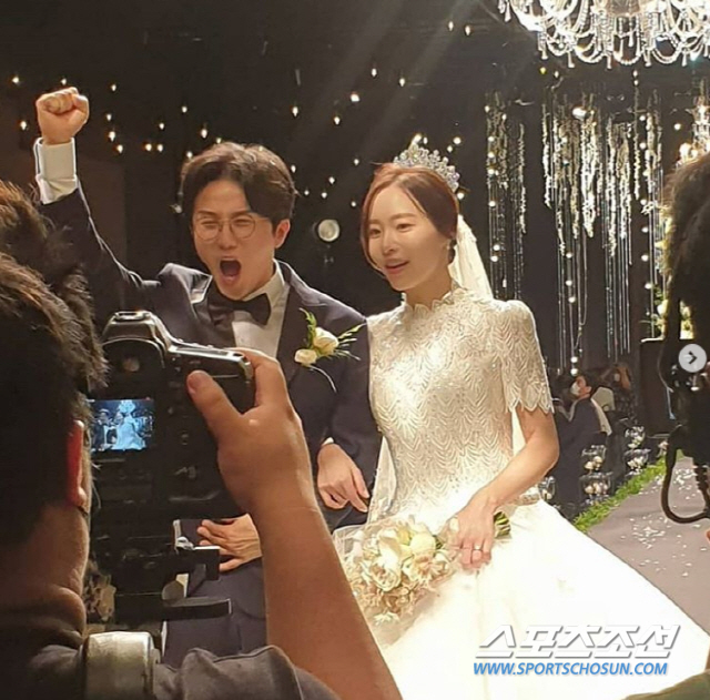 '<b>라디오쇼</b>' 박성광 밝힌 #한달 수입↓ #이솔이 '미모 1등... 