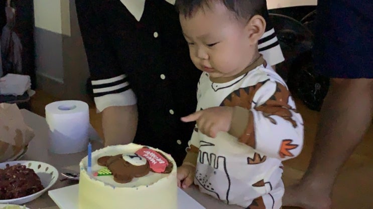  (아산/온양) 카페 스윗모어에서 주현이 돌기념 케이크 주문!