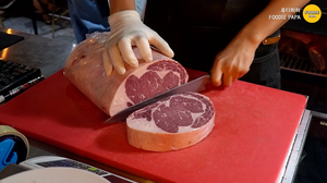 삼겹살보다 싸다!, 200g부터 무한대로 썰어주는 두툼한 냉장육 스테이크, 1.5kg 도저먹방셋트까지 / 스떼이끄300 / 길거리음식 삼겹살보다 싸다!, 200g부터 무한대로 썰어주는 두툼한 냉장육 스테이크, 1.5kg 도저먹방셋트까지 / 스떼이끄300 / 길거리음식