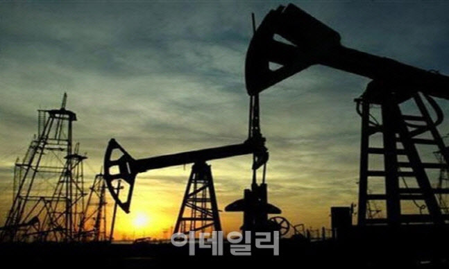 OPEC+ 추가 감산할까…관망세에 국제유가 보합 OPEC+ 추가 감산할까…관망세에 국제유가 보합