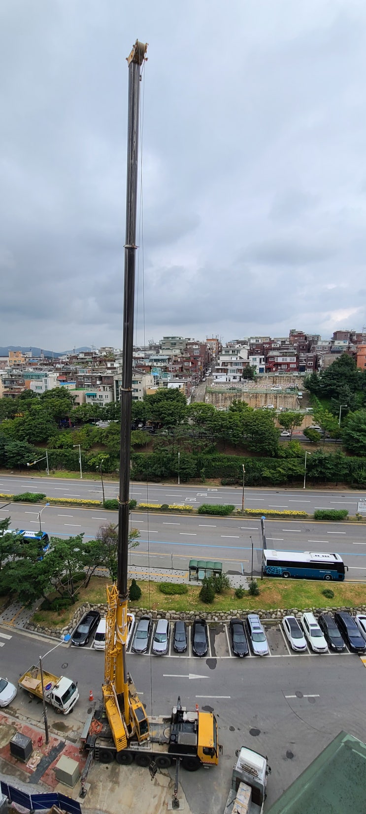 올터레인 자체이동식 크레인 위용