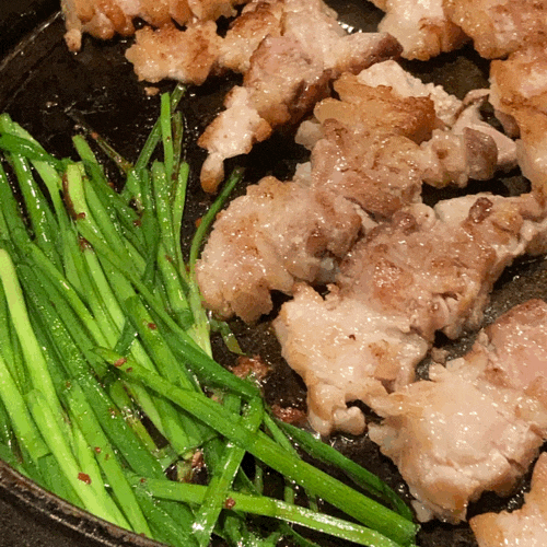  서변동 정갈한 눈꽃삼겹살 맛 집 '눈꽃을나누다'