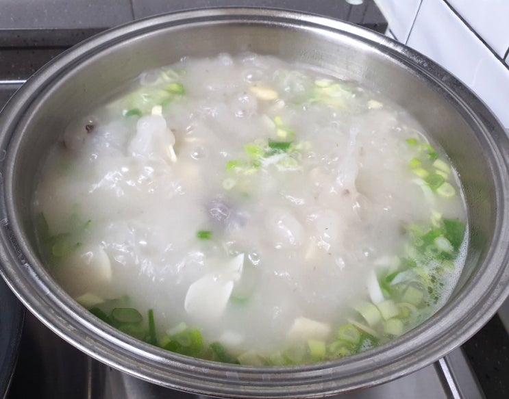  (오늘 메뉴)#부추 순대 국밥