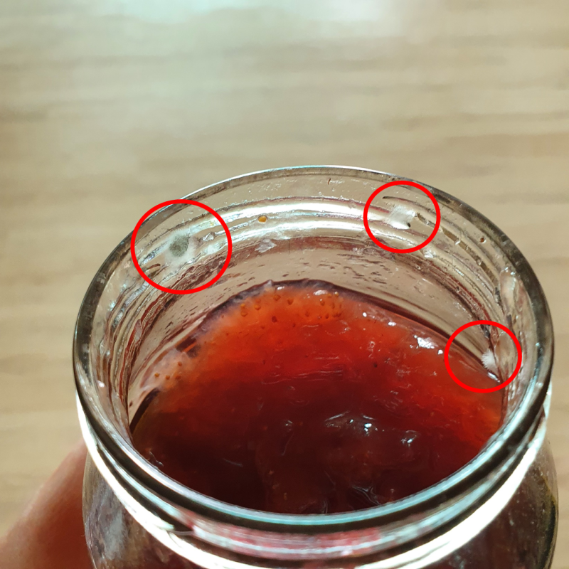 딸기잼에 곰팡이가, 먹어도 될까? 유통기한은 언제까지?