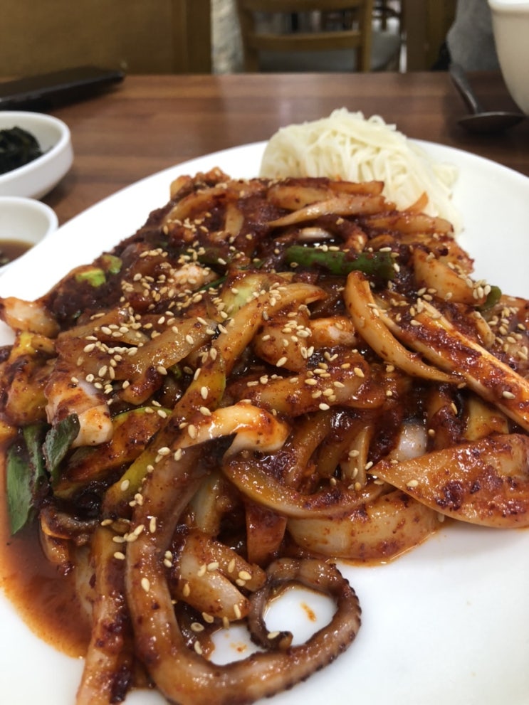  제주시 연동에 위치한 마약낙지볶음 맛집 “낙지친구”