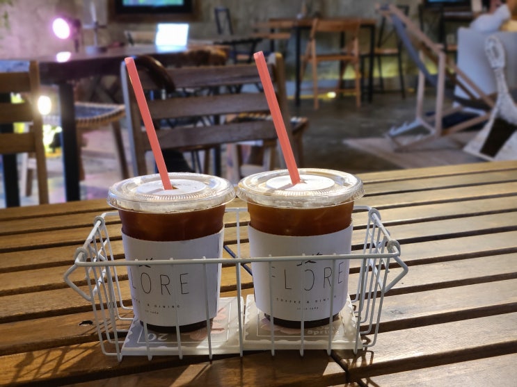  [가평] 여행 사이에 여유를 줄 수 있는 카페 추천! - 플로레, 더스틸카페