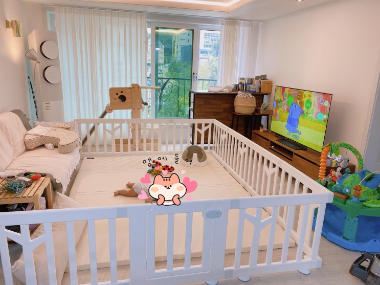  거실에 아이팜 버치 베이비룸 드디어 설치 했습니다.