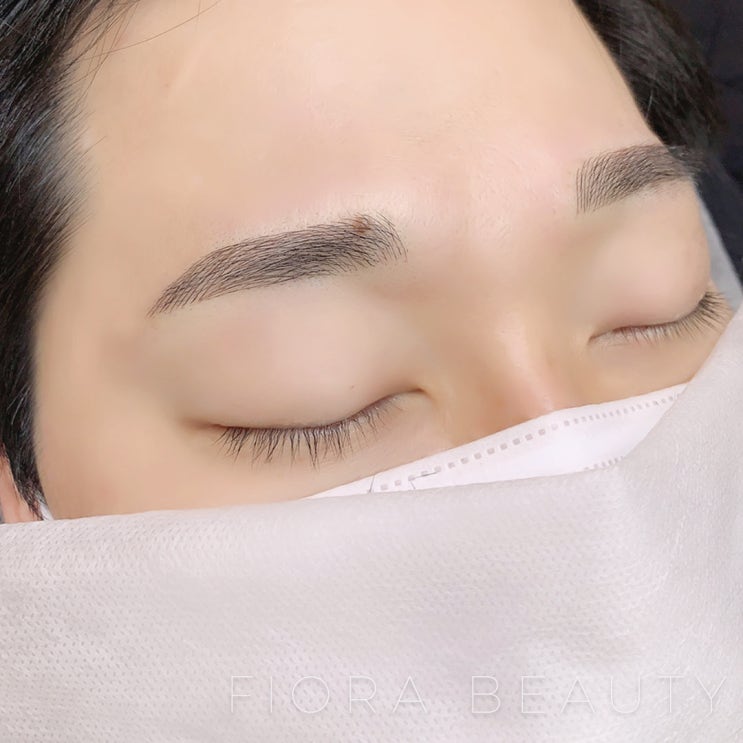  대구눈썹.대구남자눈썹.피오라뷰티샵