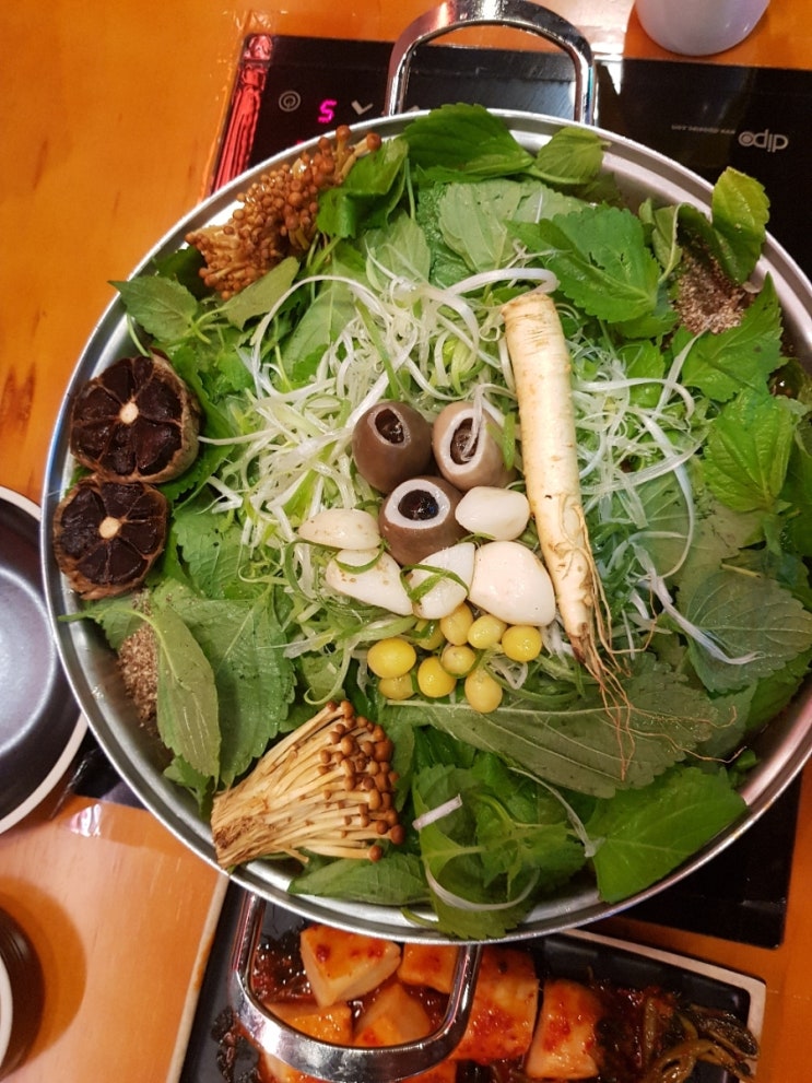  [신논현역 남다른감자탕] 활력보감뼈전골 몸보신 한방전골 먹고 원기회복하자!