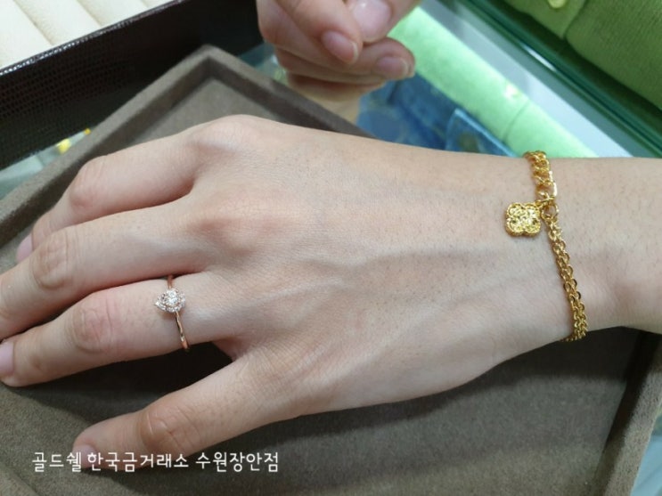  수원금거래소 골드쉘 물방울디자인 다이아몬드 0.12ct 목걸이 귀걸이 반지 팔찌 시어머니가 예비신부 선물