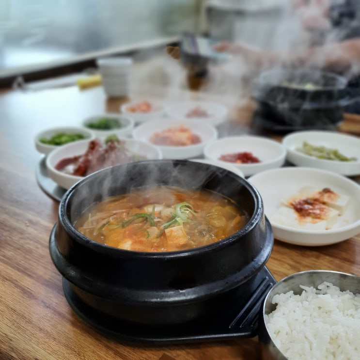  통영 먹거리 <장어잡는날>/ 장어탕 솔직후기