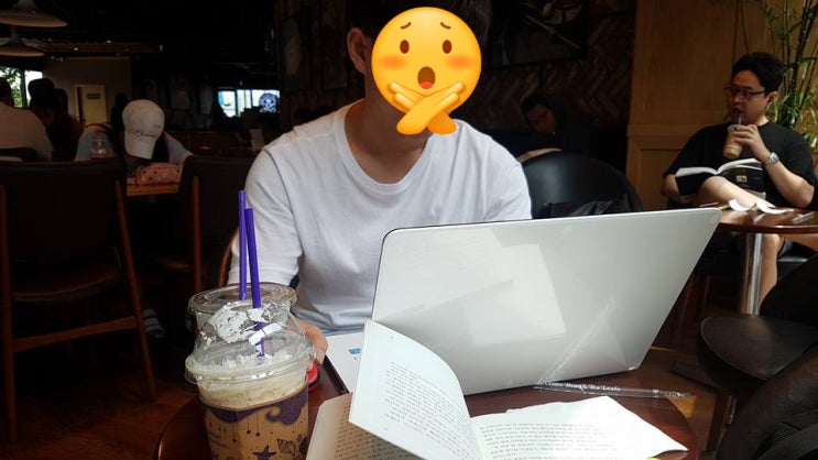  아들아~20대에는 그냥 놀아도 된단다.