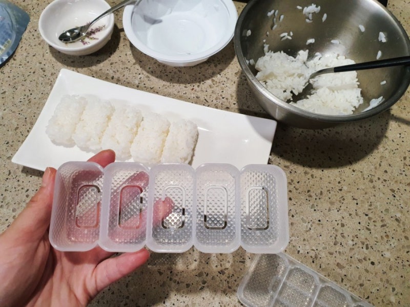 "다이소 초밥틀"로 초밥 만들기