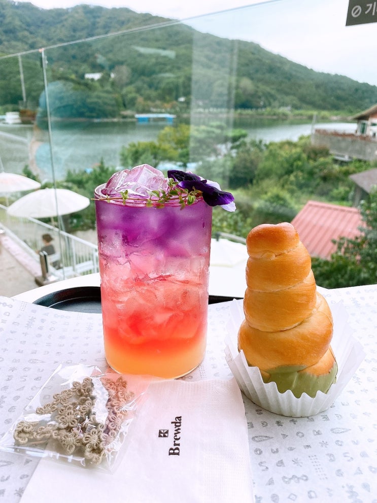  의정부카페 / 양주카페 :) 브루다 [Brewda]통창으로 뷰가 이쁜곳 베이커리카페