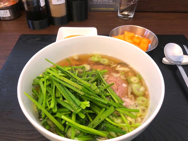  역삼역혼밥맛집 원기 충전과 해장하기 좋은 곳 흑염소 건강한곰탕