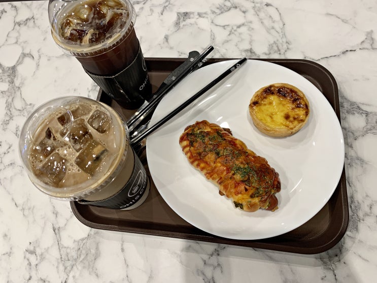  빵 종류 많은 목감 베이커리 카페 오스커피 후기