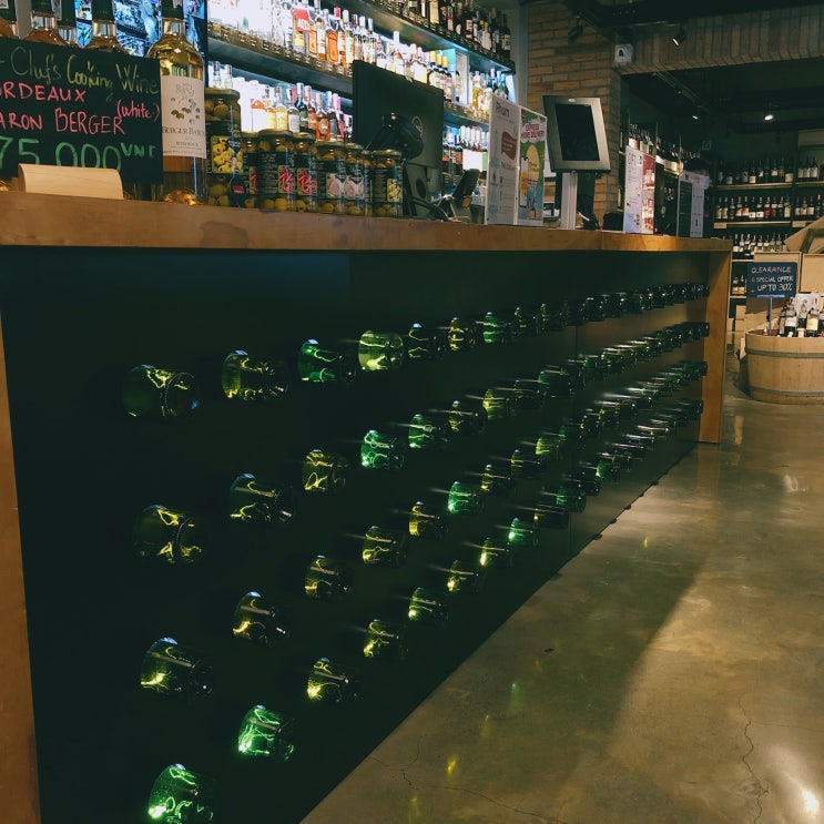  베트남 호치민 와인샵(Bottle Shop),와인, 포장 배달,  시간