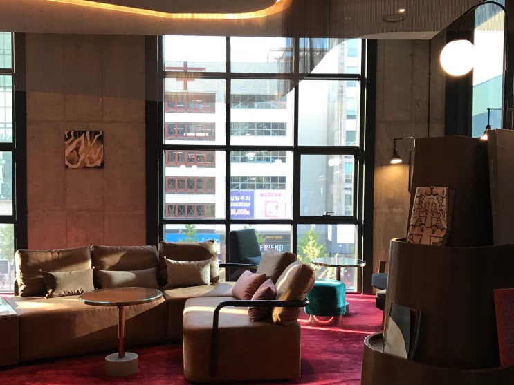  홍대 카페 라이즈 호텔 타르틴 베이커리에서 디저트 즐기기