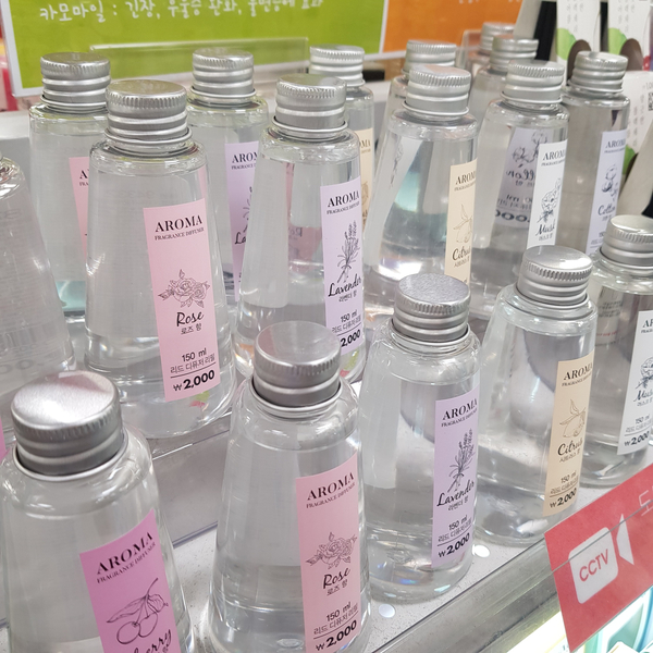  다이소 디퓨저 구경 중 아로마 향 종류별 효능까지 친절하게