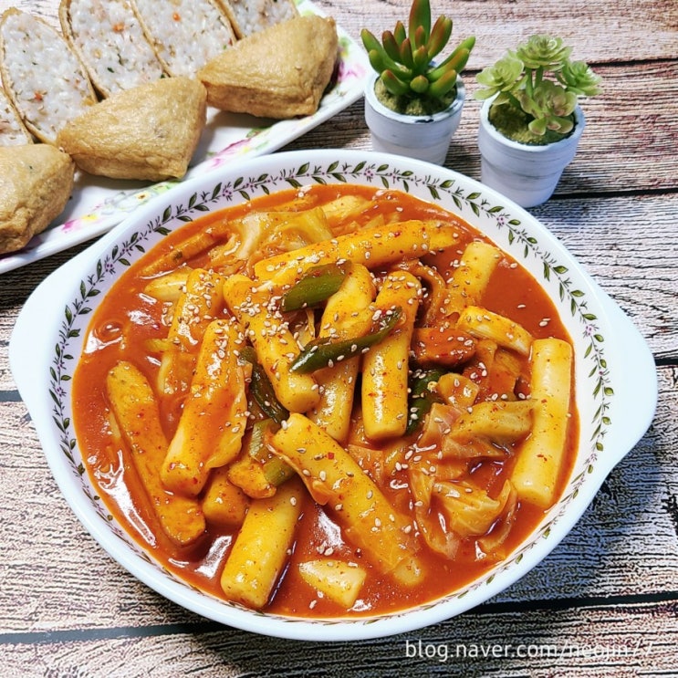 Jinny's집밥레시피 쯔유로 맛을 낸 국물떡볶이 업그레이드 분식