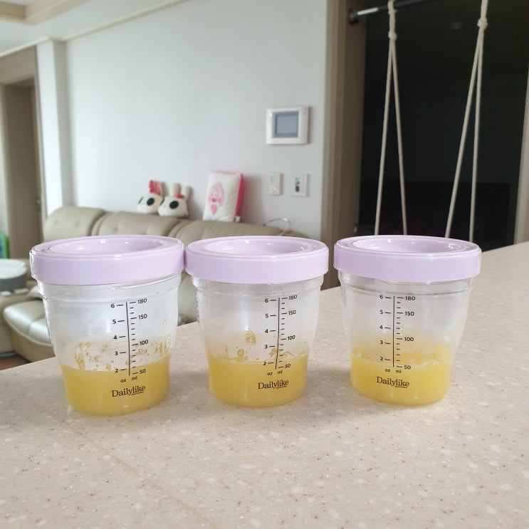 5개월 아기 간식으로 사과퓨레 만들기! 어렵지 않아요~ 5개월 아기 간식으로 사과퓨레 만들기! 어렵지 않아요~