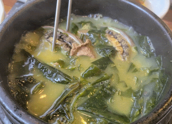  부산미역국맛집/사직동밥집 [사직동 초록담미역] 든든한 미역국 한 끼
