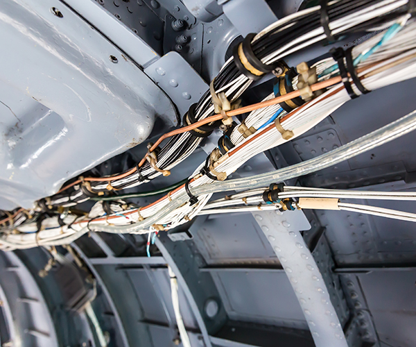  항공기 전선 및 연결(Electrical Cables and Connection)