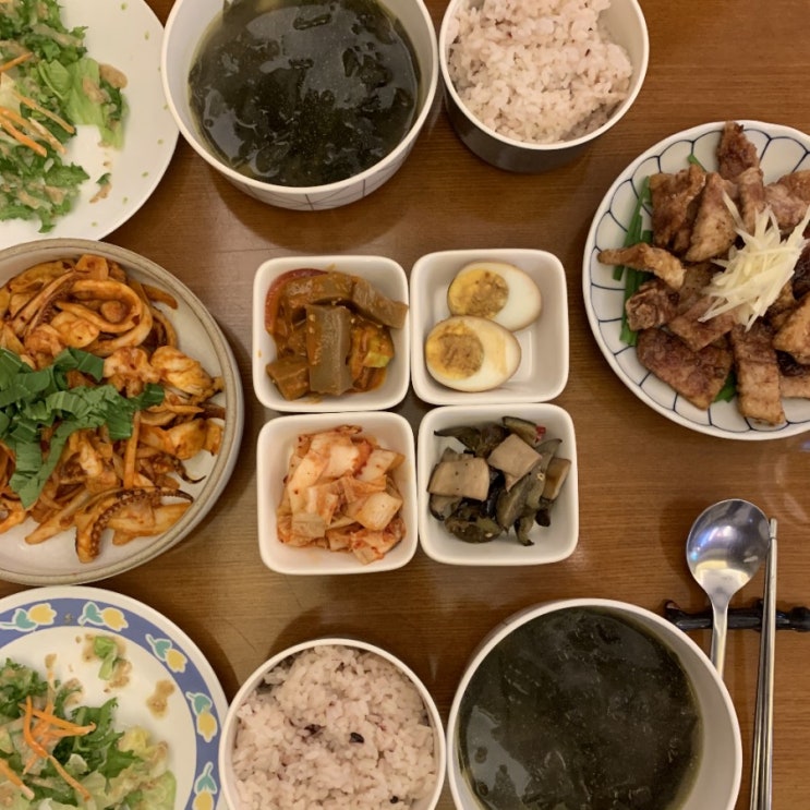  [혜화 밥집/혜화역 한식/혜화역 한옥카페] 가게이름만 보면 건강식같지만 퓨전한식집 '명륜건강원' / 성당분위기 조명맛집 퓨전한옥카페 '커피한약방'