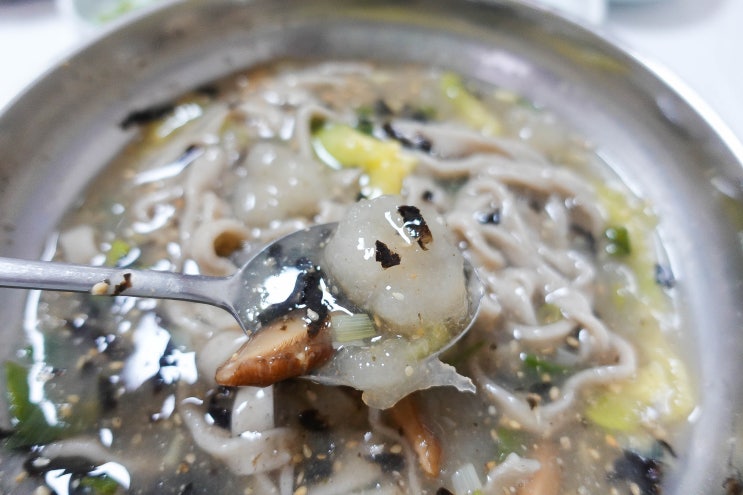  강릉역 장칼국수 감자옹심 콧등치기 맛집 '정선이모네식당'