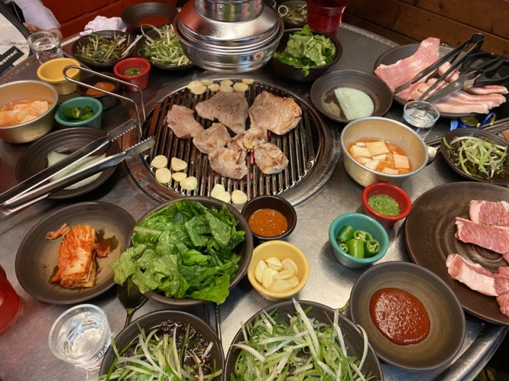 신사동 특수부위 고기집 병철이네 치맛살