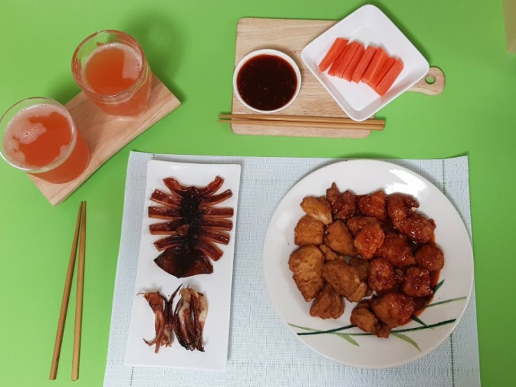  고메 크리스피 양념치킨 양념소스가 내 입맛에 딱!