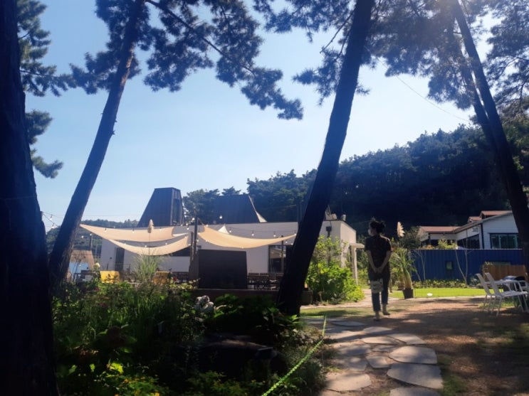  경산 야외에 있는 우즈  베이커리 까페 다녀왔어요~