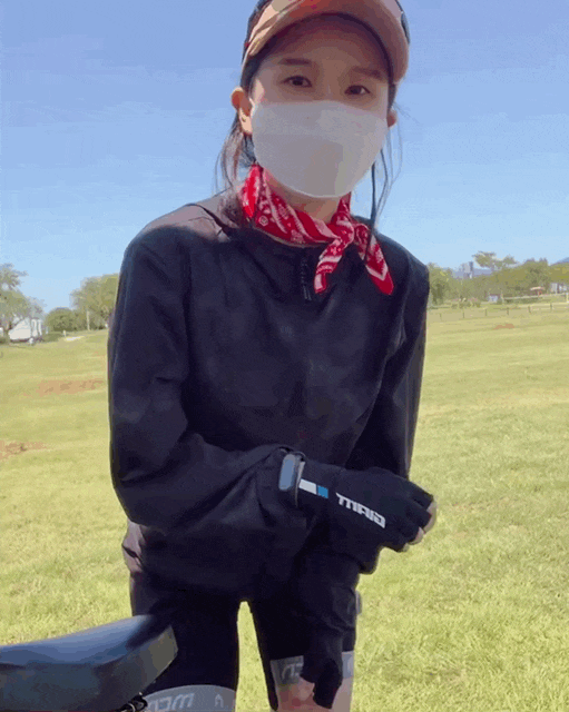 자전거 타기 딱 좋은 날, 전 열심히 다리를 놀렸으며.. 자전거 타기 딱 좋은 날, 전 열심히 다리를 놀렸으며..