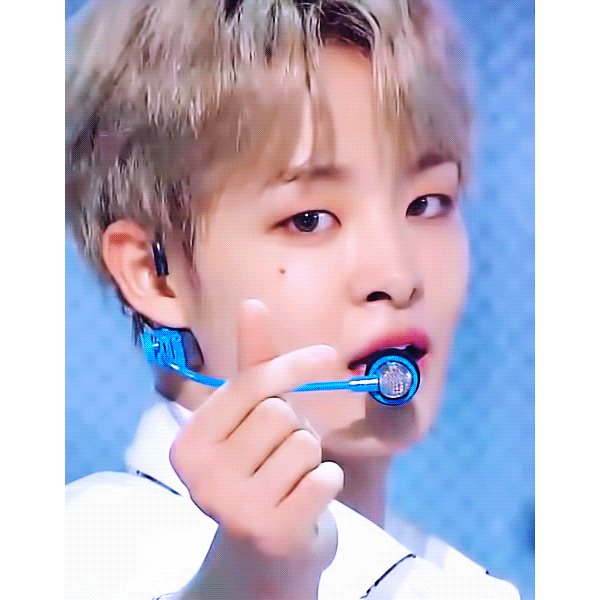 인기가요 러블리즈 정예인 스트레이 키즈 한, 승민 프로미스나인 장규리 온리원오브 나인 트레저 김준규 박지훈 소정환 무대 움짤 모음! 인기가요 러블리즈 정예인 스트레이 키즈 한, 승민 프로미스나인 장규리 온리원오브 나인 트레저 김준규 박지훈 소정환 무대 움짤 모음!