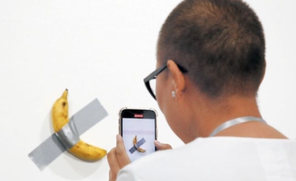 [지구촌소식] - "1억원 바나나" 먹었던 예술사 작품이 드디어 미국 구겐하임 미술관품으로 간다...? 당시 그는 -  "바나나는 도구일뿐 난 예술 콘셉트를 먹은 것이라고
